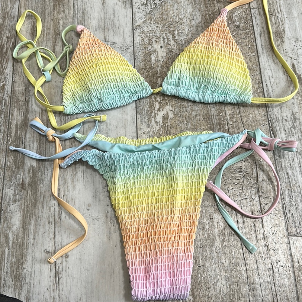 Never been worn tie dye bikini